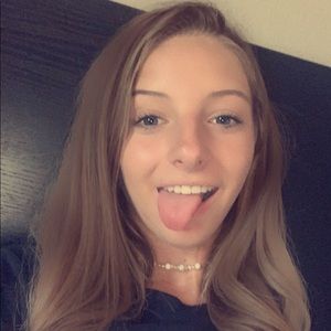 Meet your Posher, Bekah